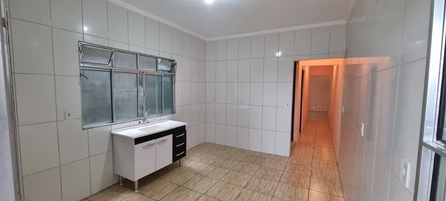 Foto 1 de Casa com 1 Quarto para alugar, 70m² em Vila Feital, Mauá