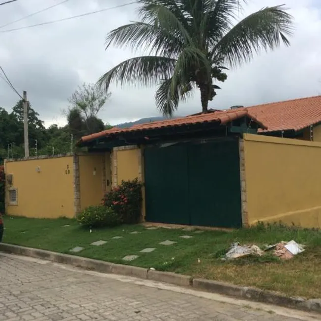 Foto 1 de Casa de Condomínio com 3 Quartos à venda, 190m² em Guaratiba, Rio de Janeiro
