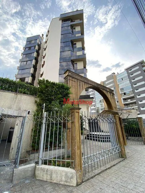 Foto 1 de Apartamento com 3 Quartos para alugar, 130m² em Centro, Araranguá
