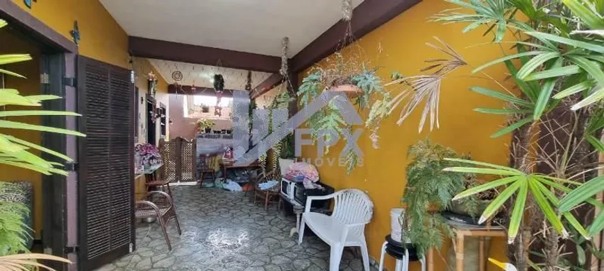 Foto 1 de Casa com 2 Quartos à venda, 87m² em Jardim Umuarama, Itanhaém