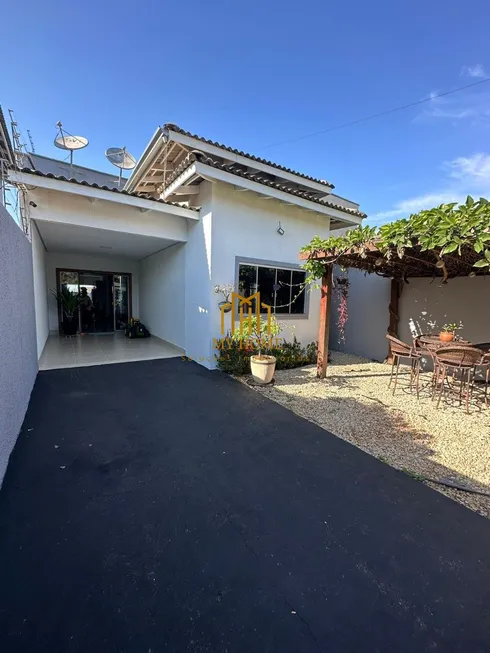 Foto 1 de Casa com 3 Quartos à venda, 200m² em Jardim Helvécia, Aparecida de Goiânia