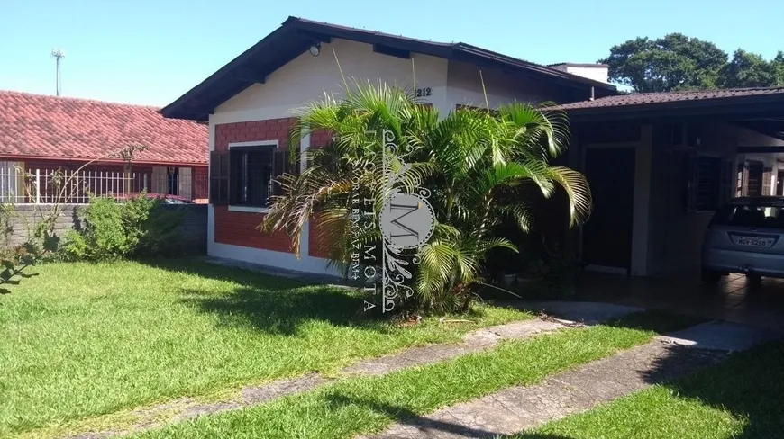 Foto 1 de Casa com 3 Quartos à venda, 146m² em Cachoeira do Bom Jesus, Florianópolis