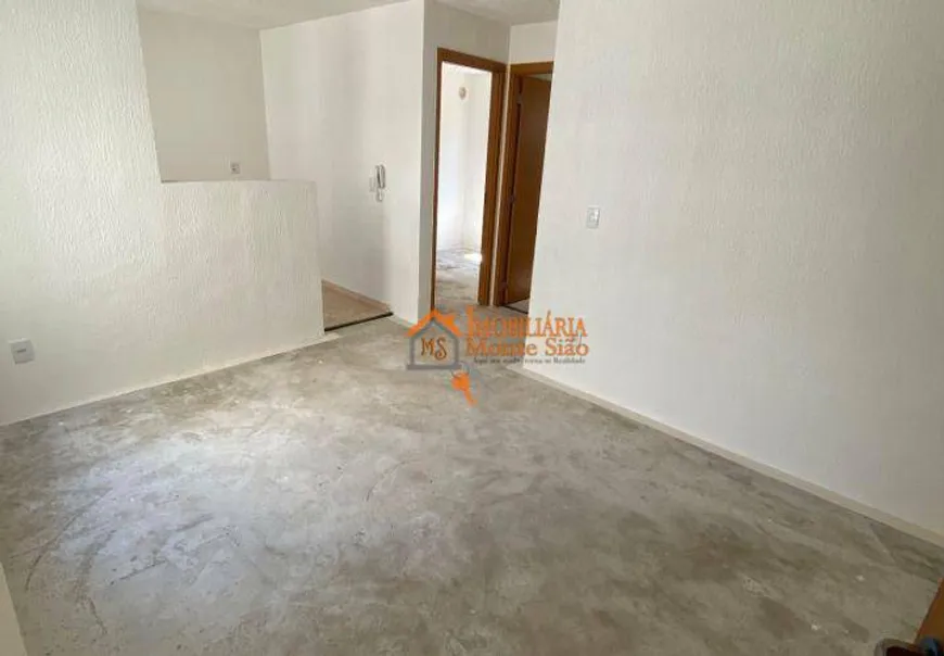 Foto 1 de Apartamento com 2 Quartos à venda, 40m² em Água Chata, Guarulhos