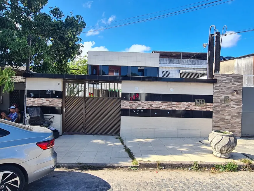 Foto 1 de Casa com 6 Quartos à venda, 240m² em San Martin, Recife