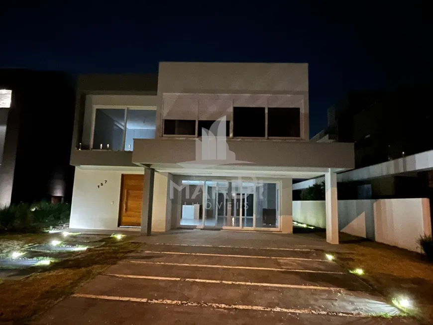 Foto 1 de Casa de Condomínio com 3 Quartos à venda, 280m² em Vila Nova, Porto Alegre