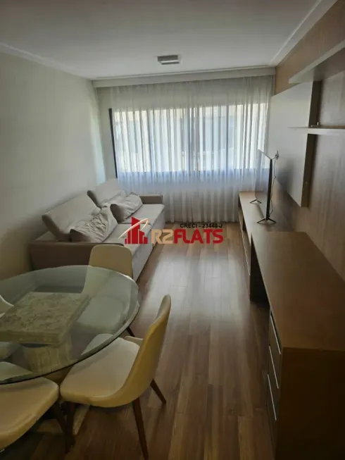Foto 1 de Flat com 2 Quartos para alugar, 65m² em Itaim Bibi, São Paulo