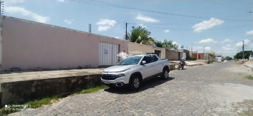 Foto 1 de Casa com 3 Quartos à venda, 129m² em Lourival Parente, Teresina