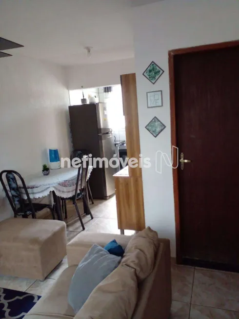 Foto 1 de Casa com 2 Quartos à venda, 55m² em Letícia, Belo Horizonte