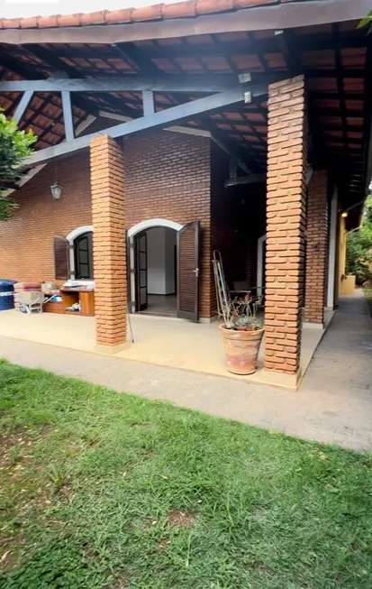 Foto 1 de Casa com 3 Quartos à venda, 155m² em Centro, Guararema