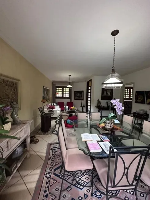 Foto 1 de Casa com 4 Quartos à venda, 125m² em Jardim São Luís, Santana de Parnaíba