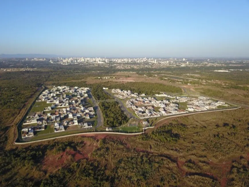 Foto 1 de Lote/Terreno à venda, 380m² em Chapéu do Sol, Várzea Grande