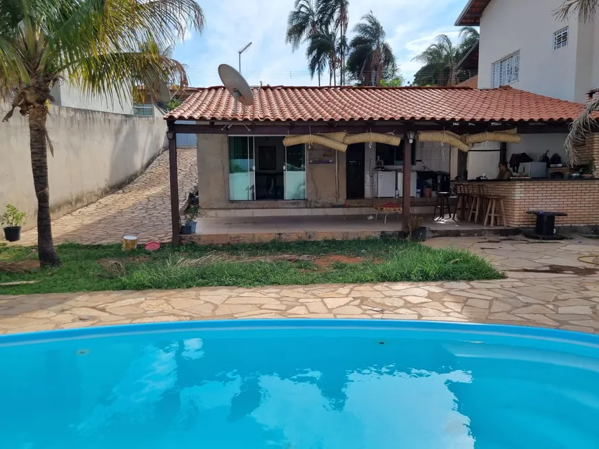 Foto 1 de Casa com 3 Quartos à venda, 280m² em Setor Habitacional Arniqueira, Brasília