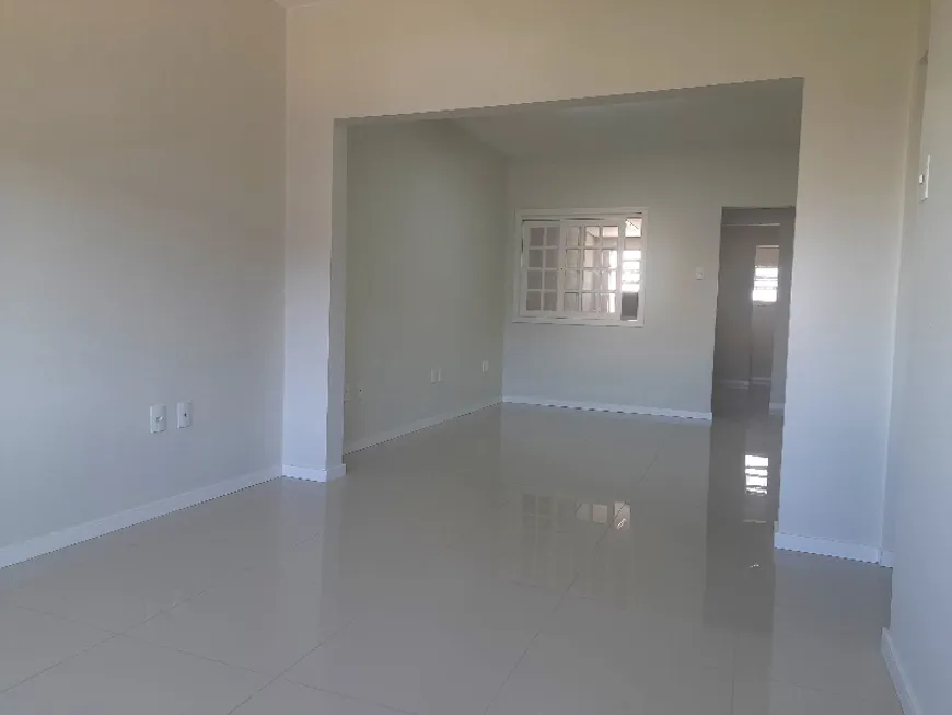 Foto 1 de Sala Comercial com 1 Quarto para alugar, 70m² em Navegantes, Porto Alegre