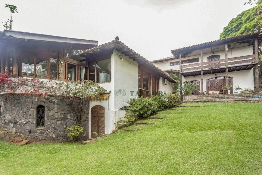 Foto 1 de Casa com 4 Quartos para alugar, 408m² em Jardim Guedala, São Paulo