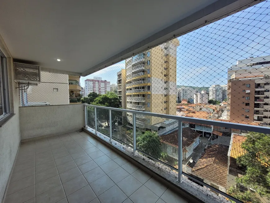 Foto 1 de Apartamento com 4 Quartos à venda, 110m² em Santa Rosa, Niterói