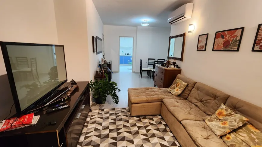 Foto 1 de Apartamento com 2 Quartos à venda, 80m² em Leme, Rio de Janeiro