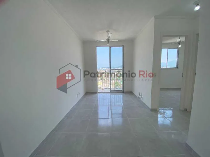 Foto 1 de Apartamento com 2 Quartos à venda, 48m² em Rocha Miranda, Rio de Janeiro