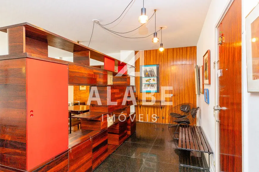 Foto 1 de Apartamento com 3 Quartos à venda, 213m² em Cerqueira César, São Paulo