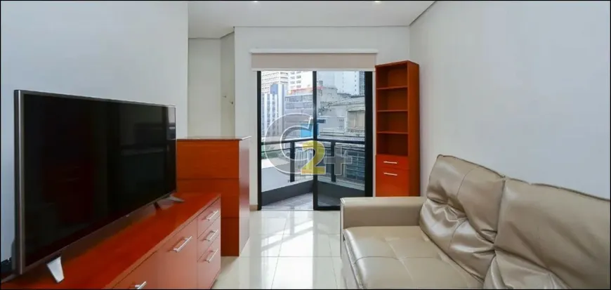 Foto 1 de Apartamento com 1 Quarto à venda, 40m² em Consolação, São Paulo