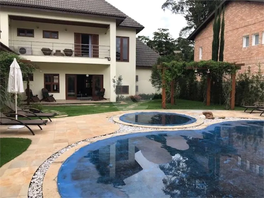 Foto 1 de Casa com 4 Quartos à venda, 950m² em Aldeia da Serra, Barueri