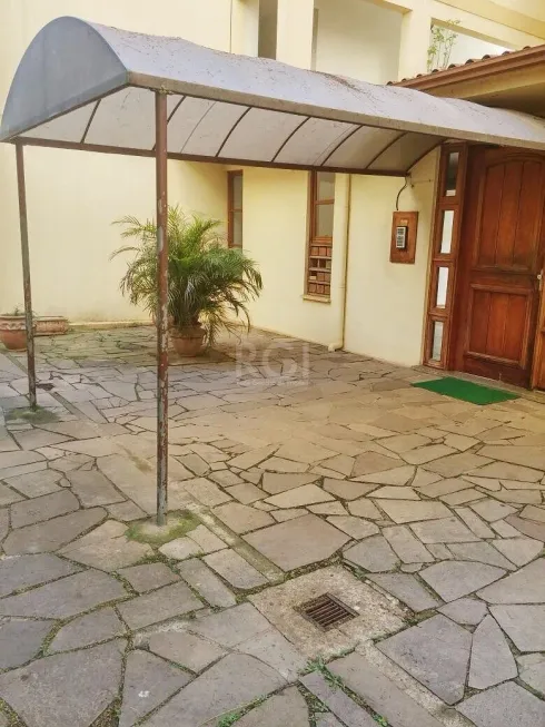 Foto 1 de Apartamento com 2 Quartos à venda, 55m² em Santo Antônio, Porto Alegre