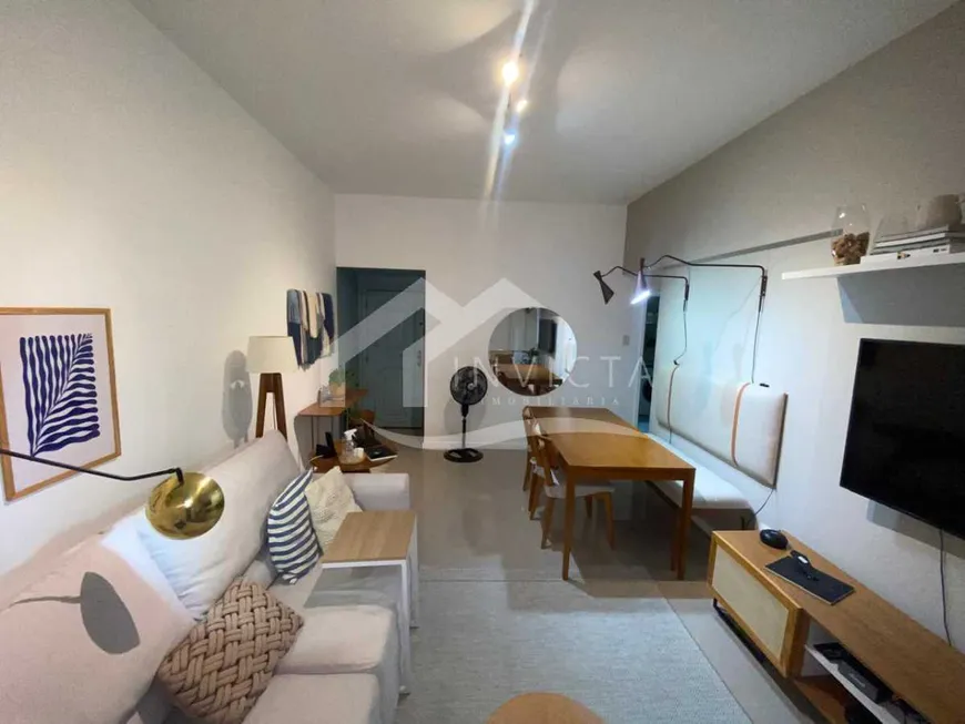 Foto 1 de Apartamento com 2 Quartos à venda, 80m² em Copacabana, Rio de Janeiro