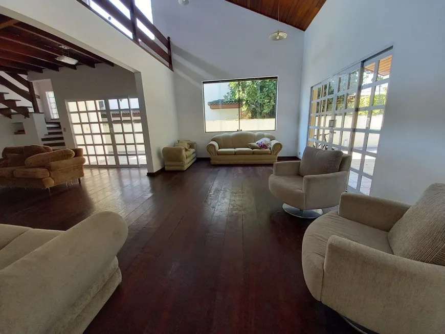Foto 1 de Casa de Condomínio com 3 Quartos para venda ou aluguel, 260m² em Aldeia da Serra, Santana de Parnaíba
