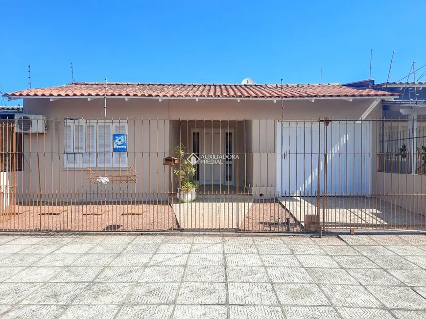 Foto 1 de Casa com 3 Quartos à venda, 180m² em Cinco Colonias, Canoas