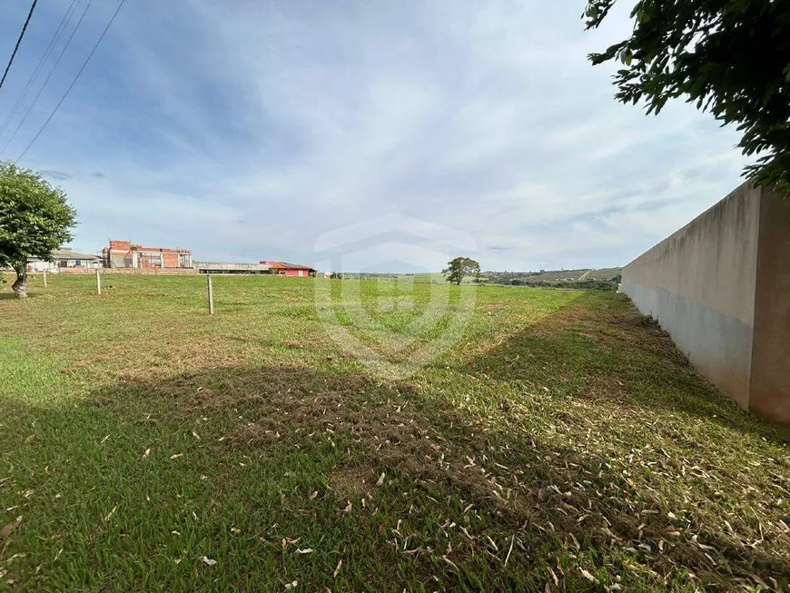 Foto 1 de Lote/Terreno à venda, 2000m² em Recanto dos Nobres I, Agudos