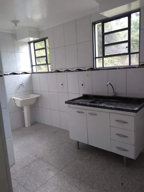 Foto 1 de Apartamento com 2 Quartos à venda, 50m² em Jardim Mirna, Taboão da Serra
