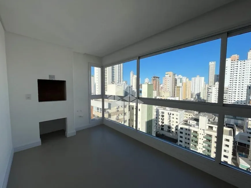 Foto 1 de Apartamento com 3 Quartos à venda, 92m² em Centro, Balneário Camboriú