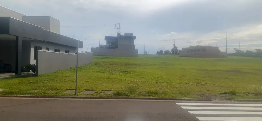 Foto 1 de Lote/Terreno à venda, 316m² em Parque Industrial V, Arapongas