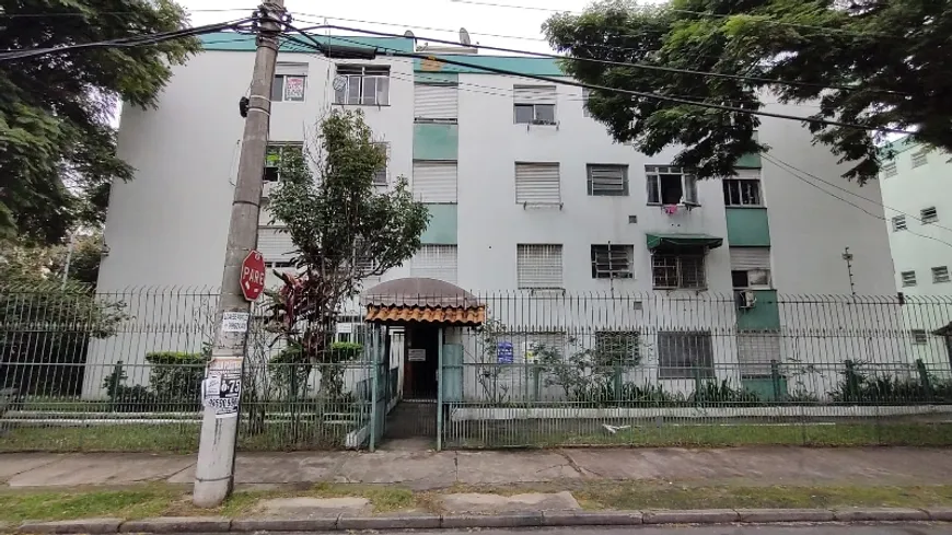 Foto 1 de Apartamento com 1 Quarto para alugar, 40m² em Protásio Alves, Porto Alegre