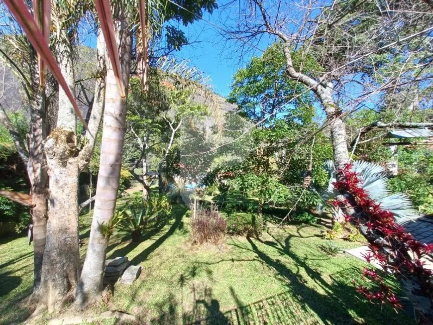 Foto 1 de Casa com 4 Quartos à venda, 290m² em Araras, Petrópolis