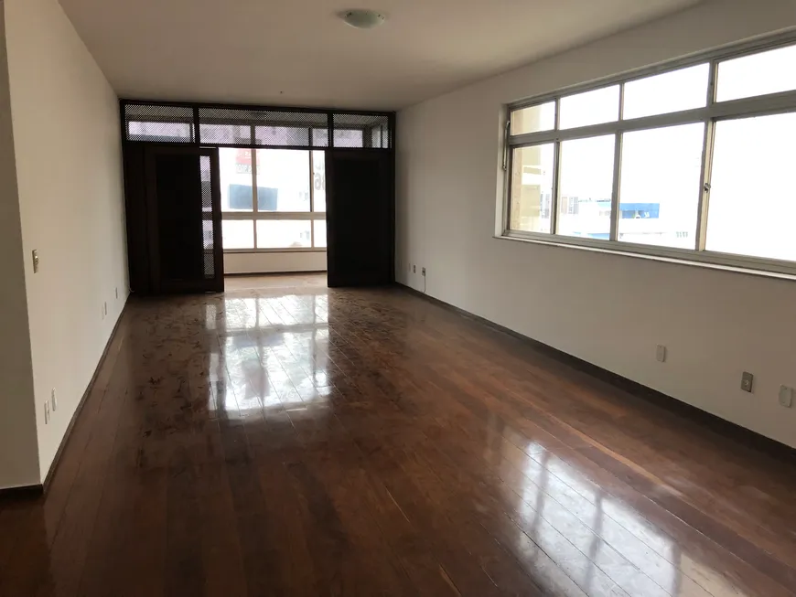 Foto 1 de Apartamento com 3 Quartos à venda, 260m² em Gutierrez, Belo Horizonte