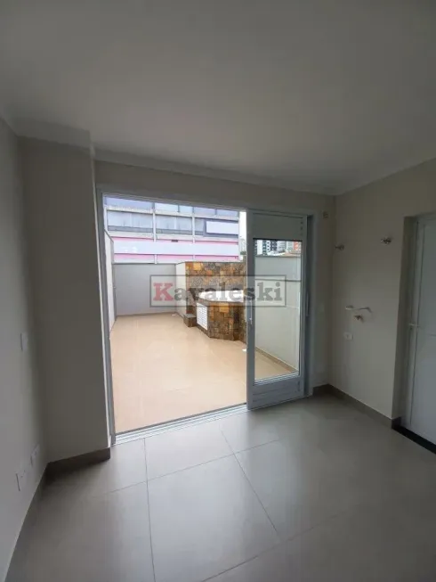 Foto 1 de Sobrado com 3 Quartos à venda, 170m² em Mirandópolis, São Paulo