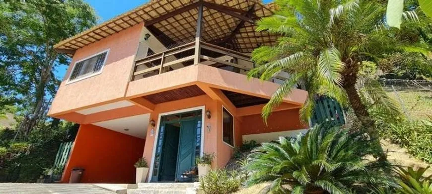 Foto 1 de Casa de Condomínio com 3 Quartos à venda, 99999m² em Itaipu, Niterói