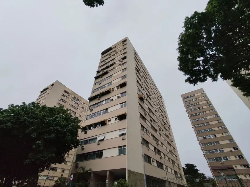 Foto 1 de Apartamento com 3 Quartos à venda, 68m² em Estacio, Rio de Janeiro