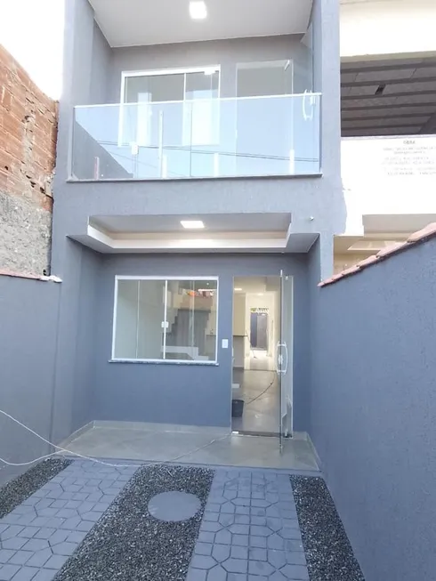 Foto 1 de Casa com 2 Quartos à venda, 80m² em Jardim Palmares, Nova Iguaçu