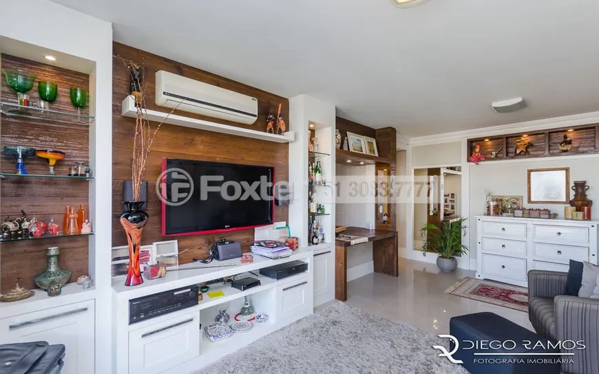 Foto 1 de Apartamento com 2 Quartos à venda, 76m² em Floresta, Porto Alegre