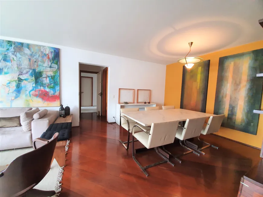 Foto 1 de Apartamento com 3 Quartos à venda, 180m² em Campo Belo, São Paulo