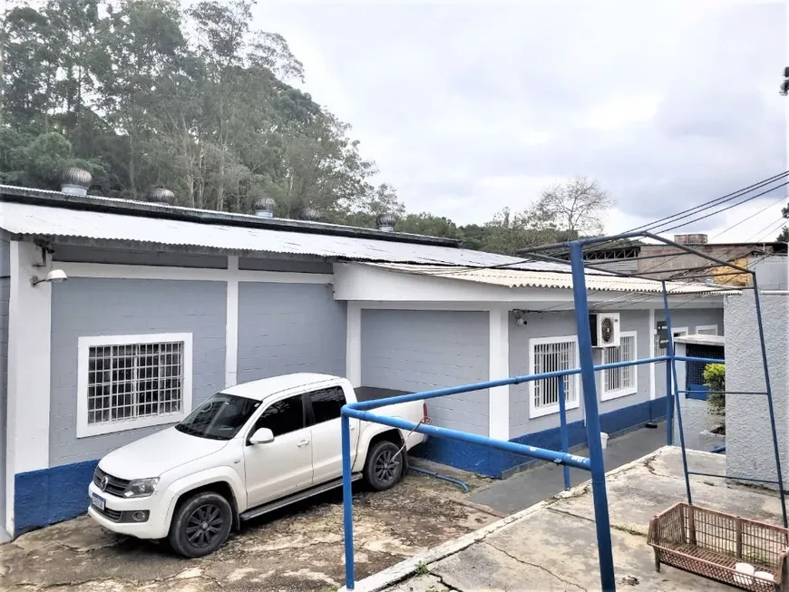 Foto 1 de Galpão/Depósito/Armazém à venda, 715m² em Centro, Cotia