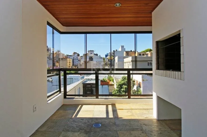 Foto 1 de Apartamento com 2 Quartos à venda, 86m² em Auxiliadora, Porto Alegre
