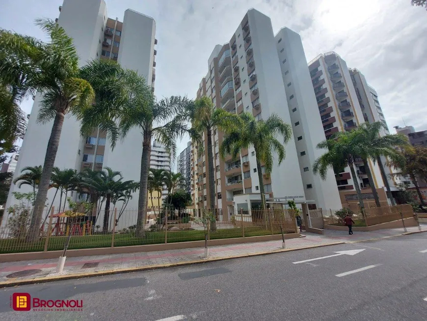 Foto 1 de Apartamento com 3 Quartos à venda, 128m² em Centro, Florianópolis