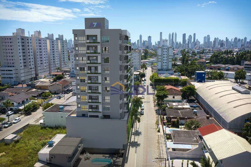 Foto 1 de Apartamento com 2 Quartos à venda, 69m² em Tabuleiro, Camboriú