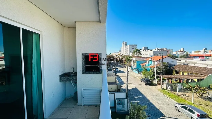 Foto 1 de Apartamento com 2 Quartos à venda, 80m² em Bombas, Bombinhas