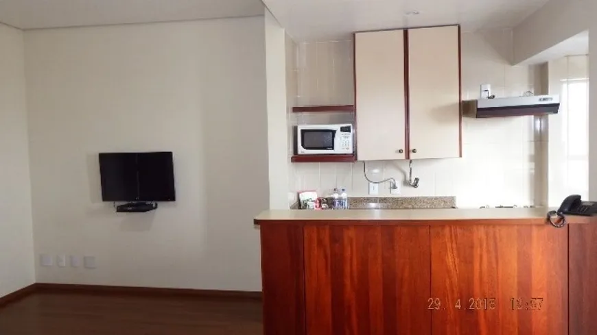 Foto 1 de Flat com 1 Quarto para alugar, 46m² em Moema, São Paulo