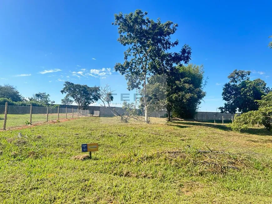 Foto 1 de Lote/Terreno à venda, 759m² em Alto da Boa Vista, Senador Canedo