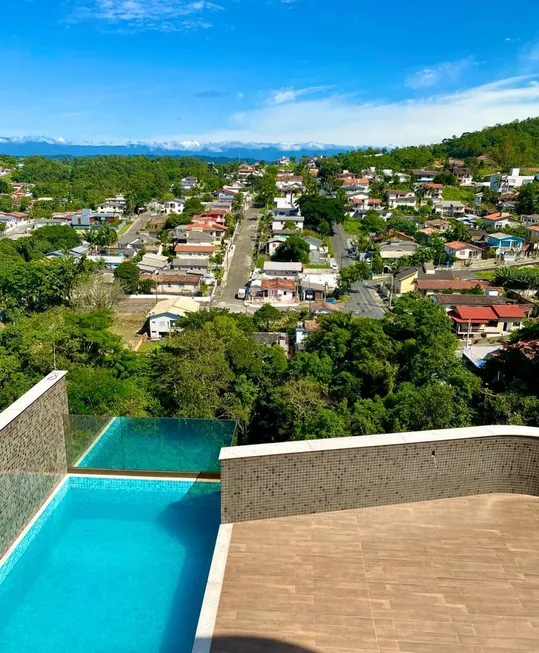 Foto 1 de Apartamento com 3 Quartos à venda, 350m² em Centro, Criciúma