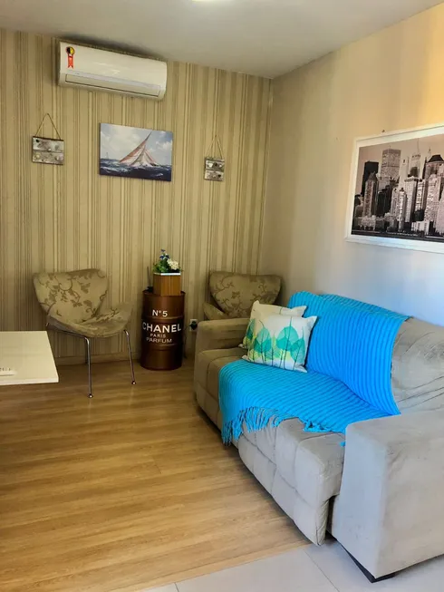 Foto 1 de Apartamento com 2 Quartos à venda, 51m² em Itacolomi, Balneário Piçarras